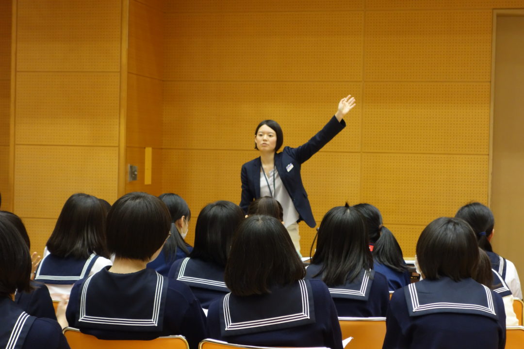 文学　　<br />菊田　教諭　　豊島岡女子学園