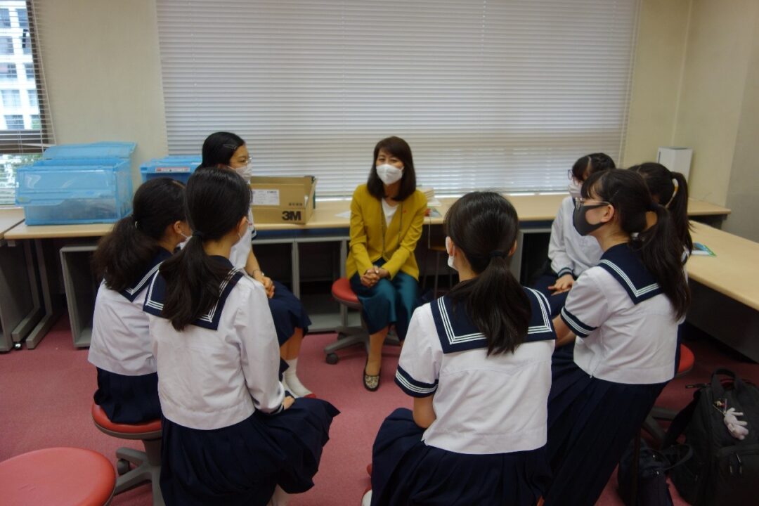 質問と交流の時間の様子