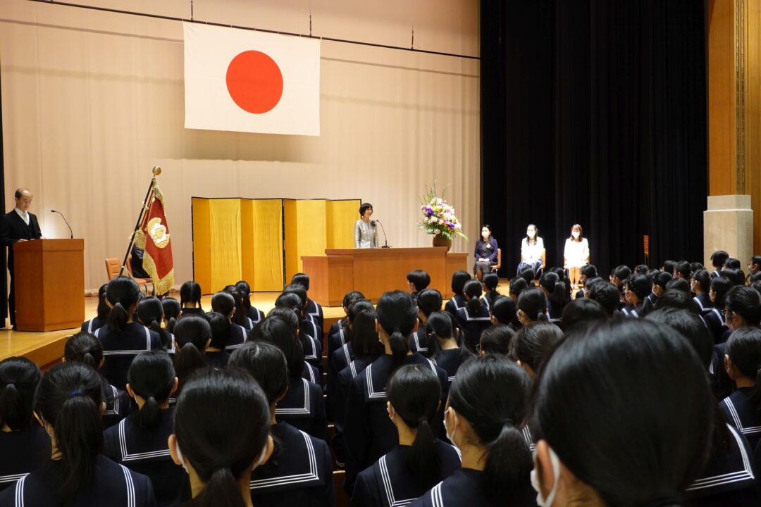 入学 女子学園 中学１年 入学式 | 豊島岡女子学園 中学校・高等学校