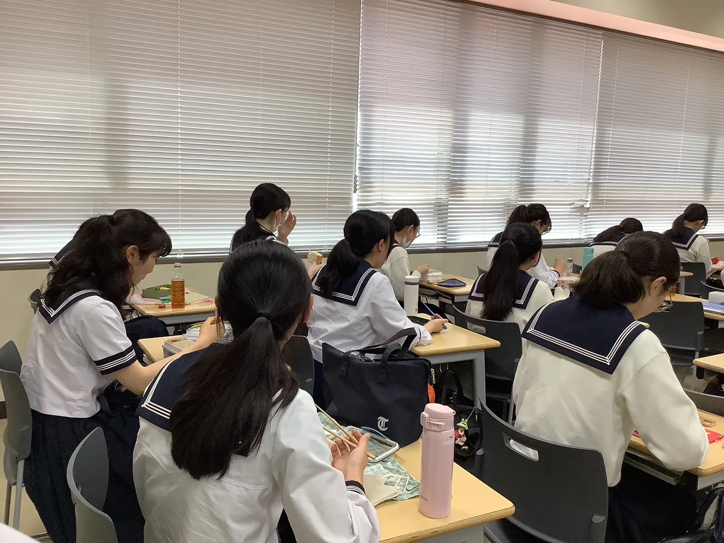 ぽっぽ日和 第4号 | 豊島岡女子学園 中学校・高等学校