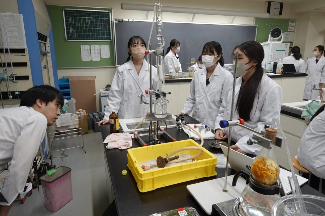Amazon.co.jp: 110豊島岡女子学園中学校 2022年度用 4年間
