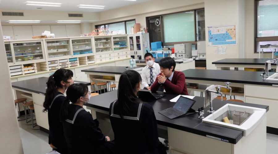 高校1・2年 3学期の探究活動 豊島岡女子学園 中学校・高等学校