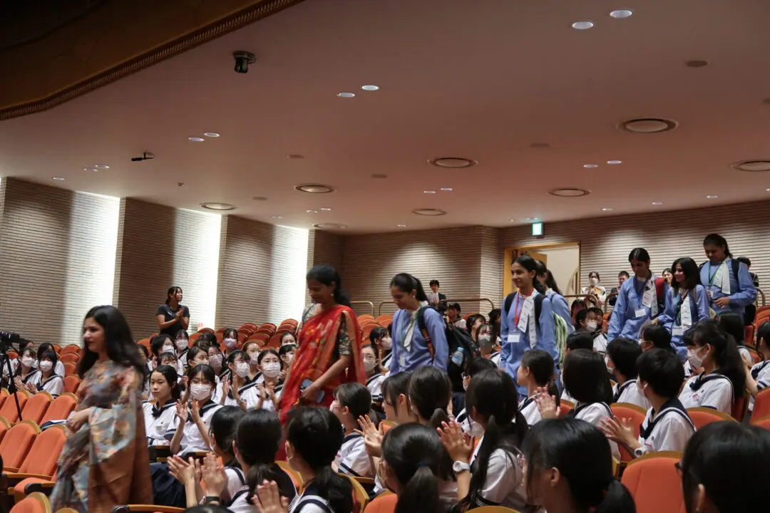 インド女子校 Uttam School for Girlsとの交流 | 豊島岡女子学園 インド女子校 Uttam School for Girlsとの交流 | 豊島岡女子学園