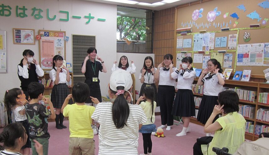 手遊びはみんなで!