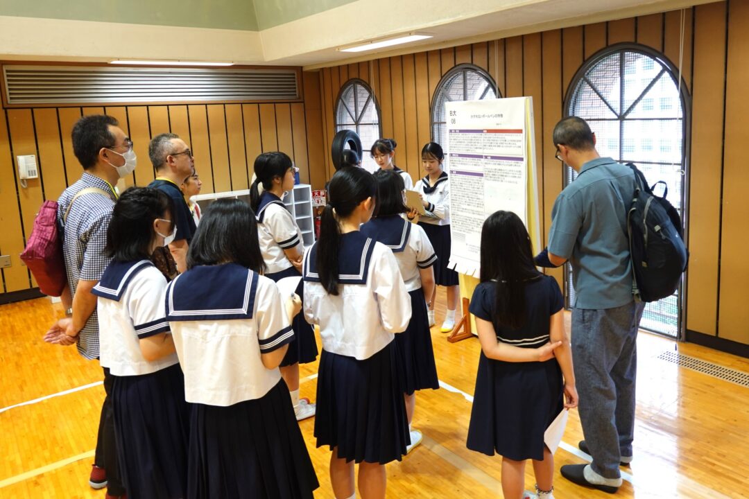 ガイドツアーの小学生にもわかりやすく説明