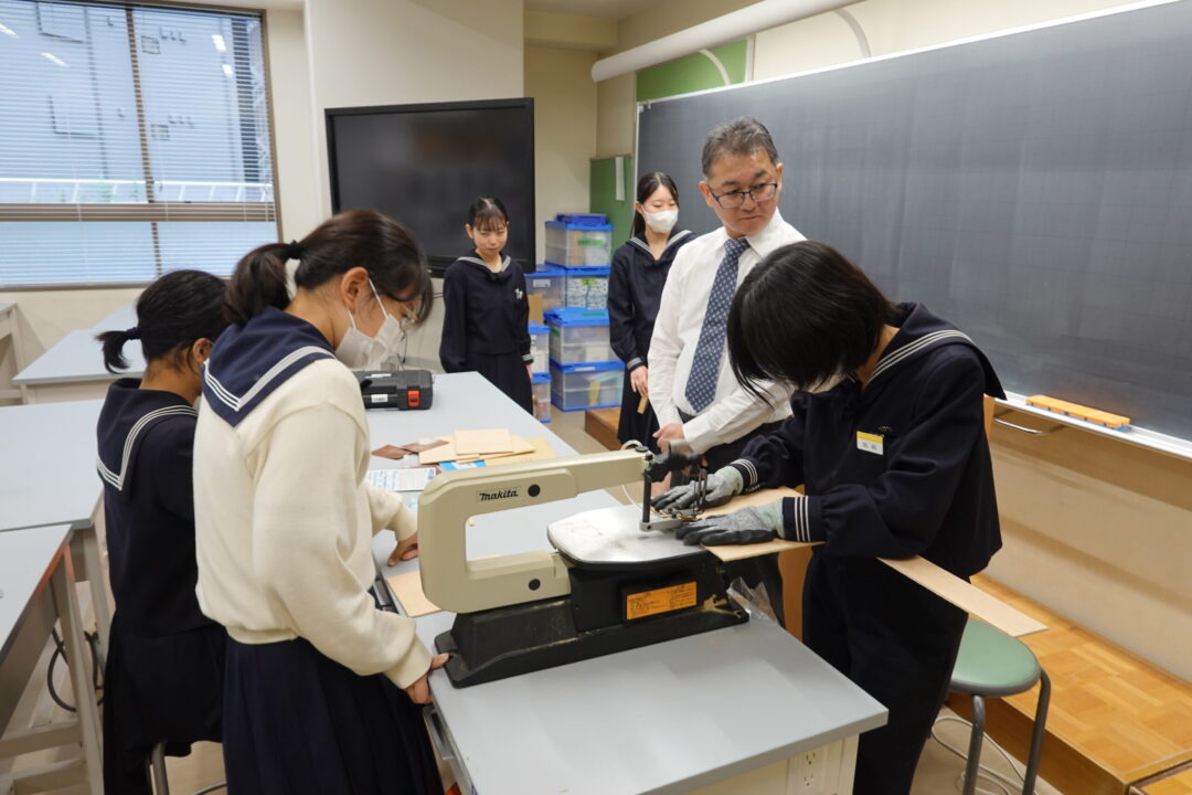 実験道具も自作