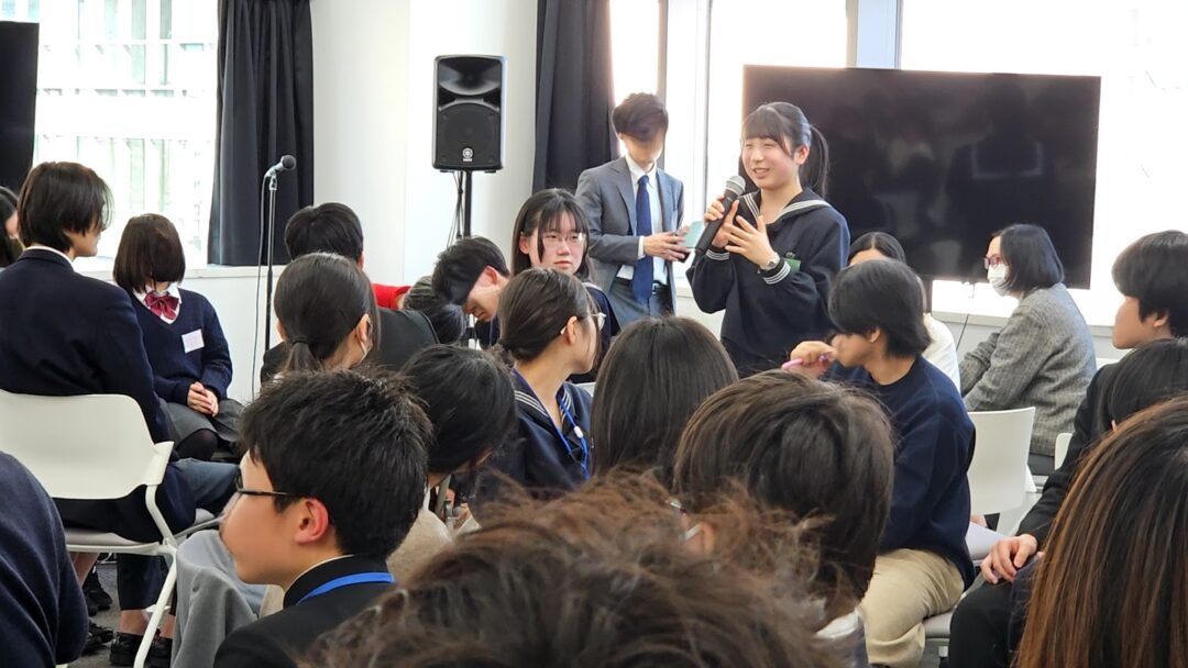 英語チームの発表