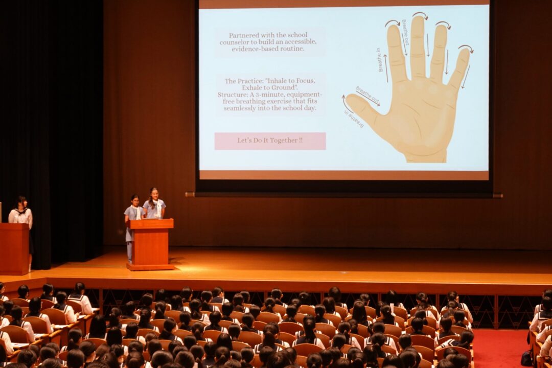 インドのUttamの生徒の英語発表